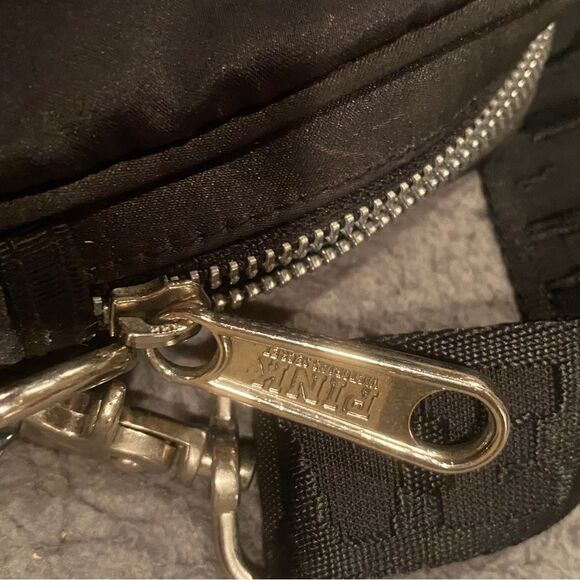 Victoria’s Secret Black Laptop Bag - Picture 4 of 14